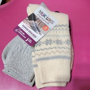 Muk Luks crew socks